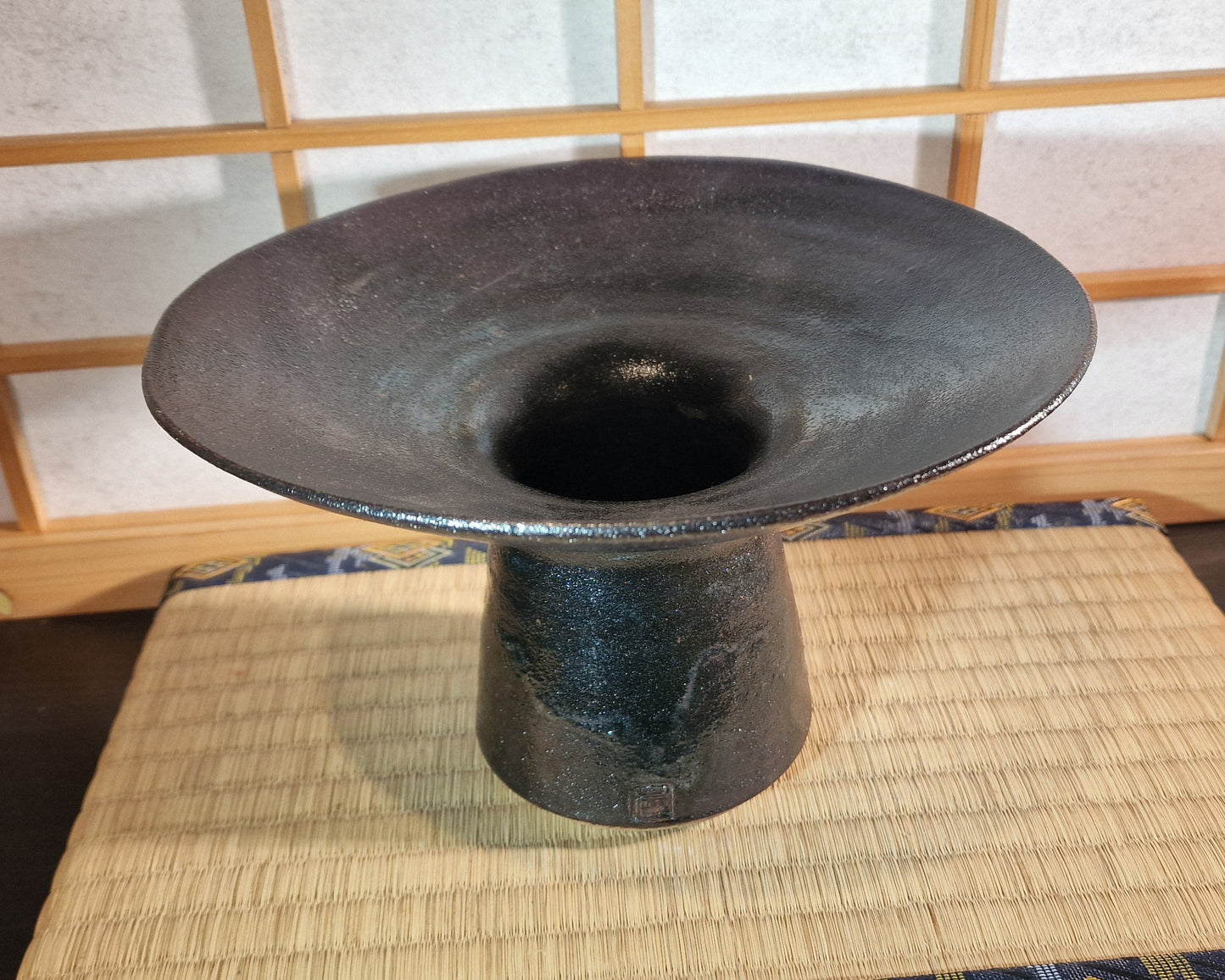 Ikebana vase